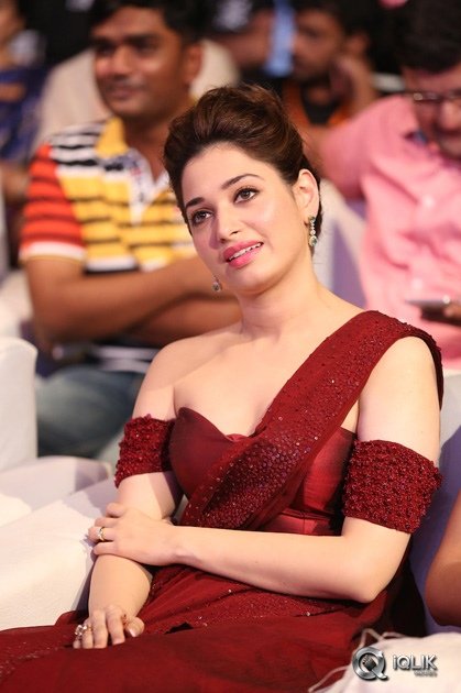 Tamannah-at-Baahubali-Movie-Audio-Launch